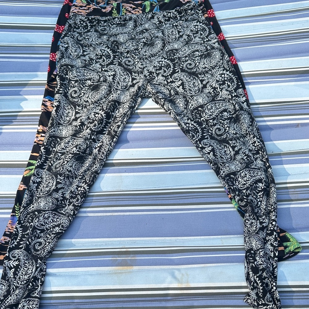 Lot of 3 LuLaRoe Women's Leggings T/C - Picture 2 of 8